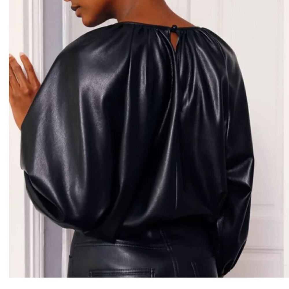 Aritzia Wilfred Sz M Bica Blouse Top Black Faux Leather Edgy Peasant Boho - Picture 2 of 15